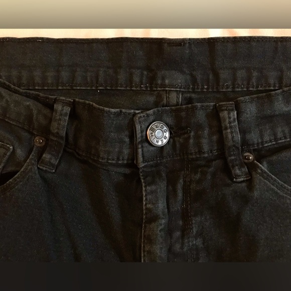 BDG Twig Grazer High Rise Black Jeans with Back Pocket Stitch Detail - 27W - Picture 6 of 9